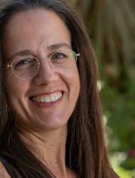 ענת גופן, מרצה וחוקרת בתחום מדיניות ציבורית