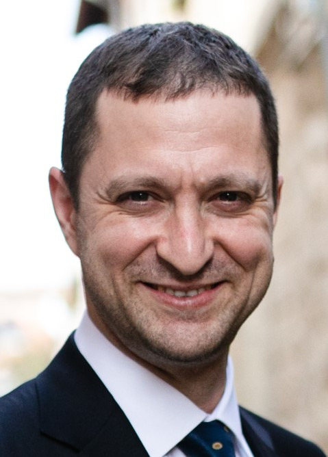 DAN GEFEN
