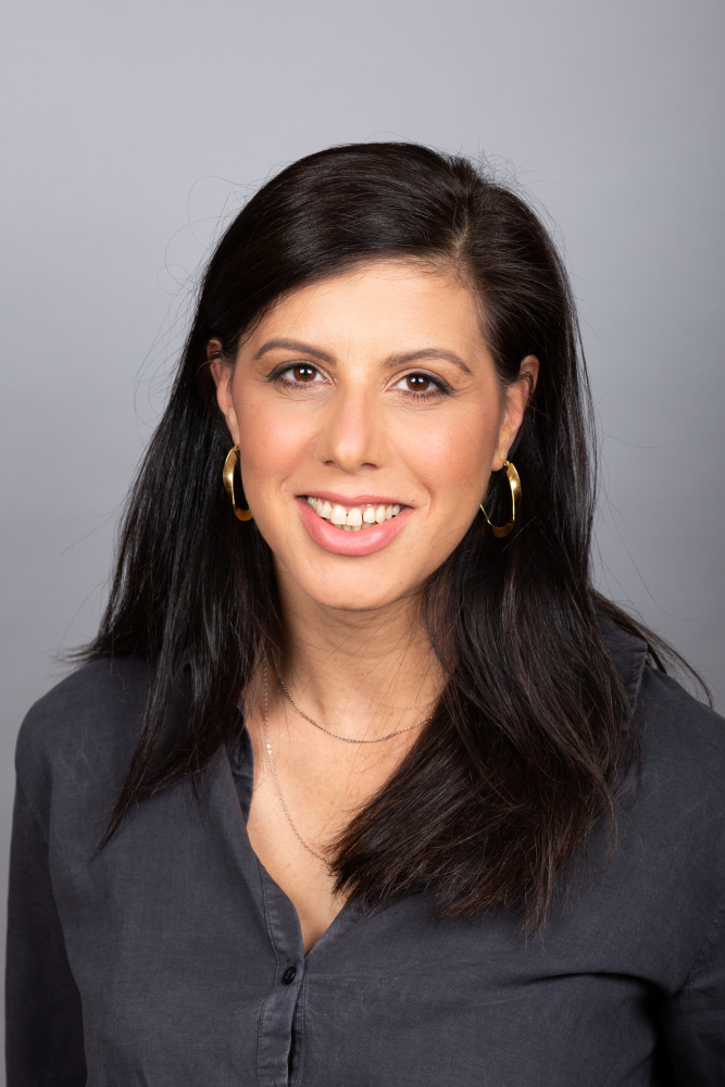 sivan_carmom